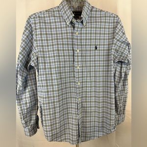 Ralph Lauren light blue checkered color scheme. Nice look. Size Medium slim fit!